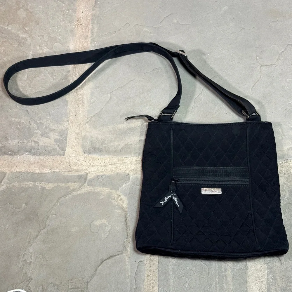 Vera Bradley Quilted Black‎ Crossbody Bag Leopard Print Lined Zip Front Pocket